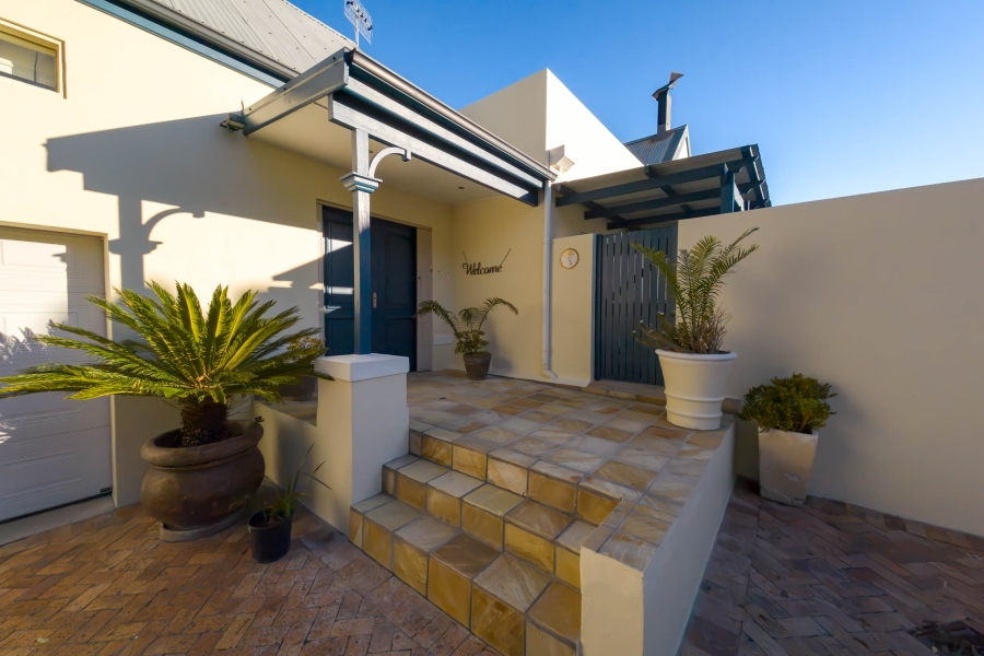 3 Bedroom Property for Sale in Jonkershoogte Western Cape
